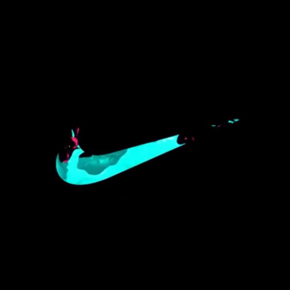 Meet your Posher, Logan - Picture 1 of 1